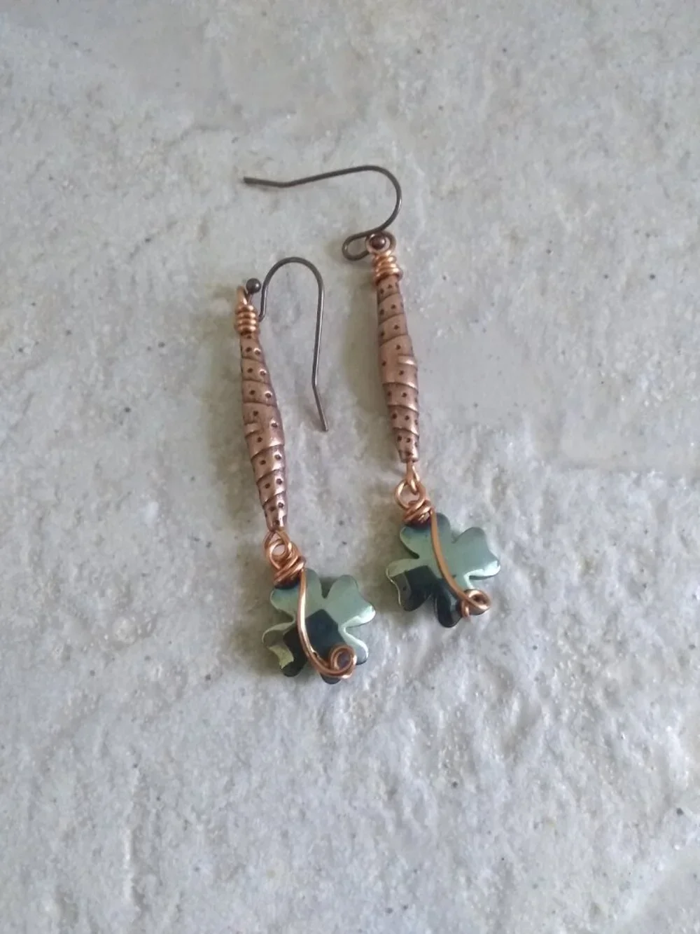 Handmade. WireWrapped. 4 Leaf Clover Dangle Earrings! Positive Vibes & Good Luck